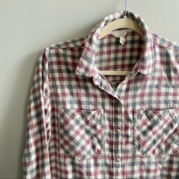 Forever 21 Faded Red and Grey Flannel Women's Small - Picture 2 of 6